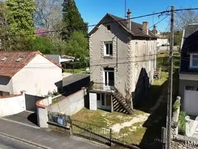 Civray 86400 Achat / Vente maison 11 pièces t11 cave garage