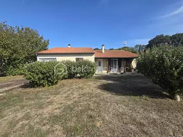 Civray 86400 Achat / Vente maison 5 pièces t5 cave
