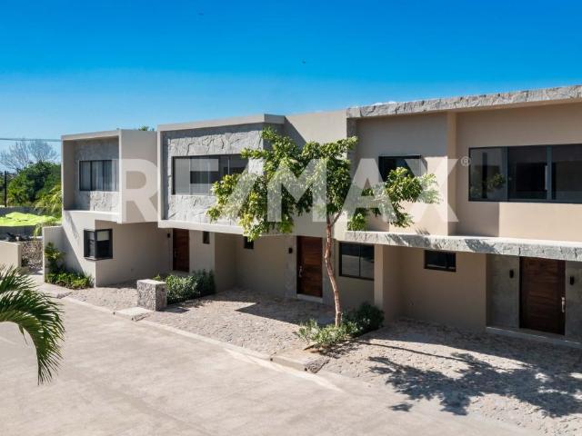 Venta Casa Ciya Residencial Alberca Seguridad 24/7 Cerca Playa Nuevo Vallarta