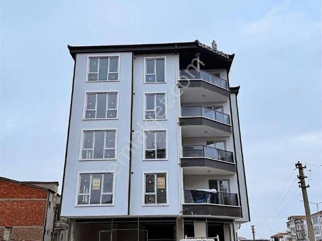 coşar Gayrimenkul kurtuluşanacad. 4 Yol Cephe Satılık3+1 Lüks