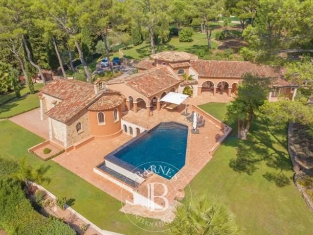 CO EXCLUSIVITÉ LE CANNET VILLA PROVENÇALE RÉNOVÉE VUE MER PANORAMIQUE