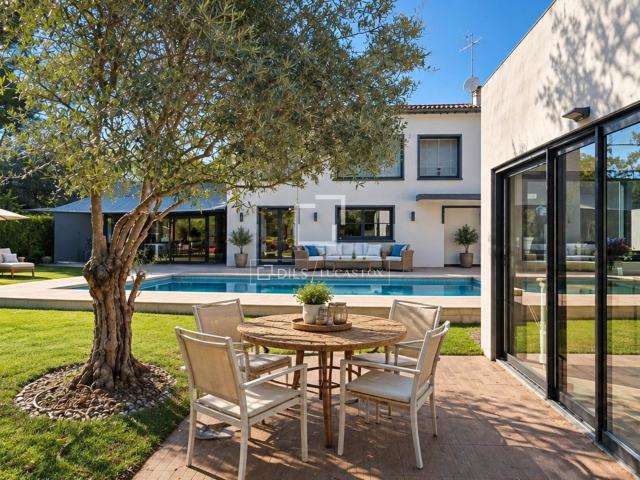 Co exclusivité Lucas Fox International Properties, propriété. 275m² Castelnau le Lez