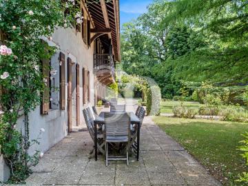 Co exklusive Liste: Charmante authentische Villa in Gingins
