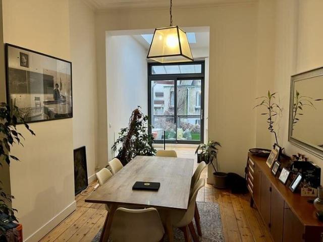 Co housing 1 room available