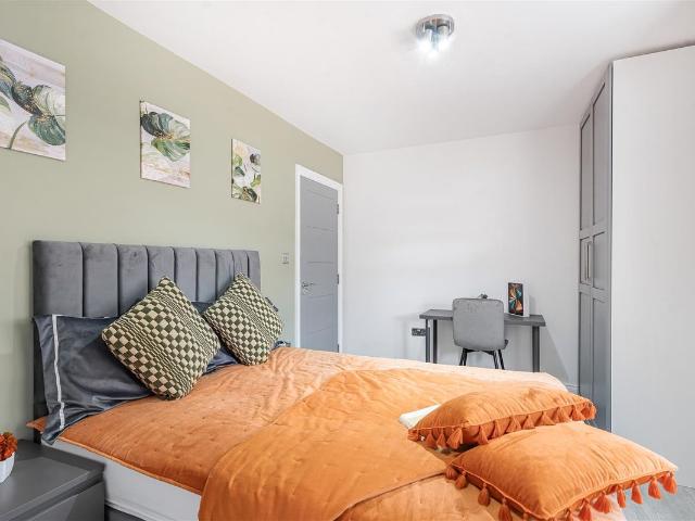 Co Living Accommodation Surbiton Road, Kingston Upon Thames KT1, Room to rent, £900 pcm | PrimeLocation