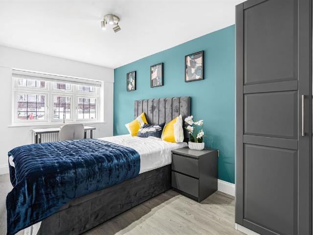 Co Living Accommodation Surbiton Road, Kingston Upon Thames KT1, Room to rent, £950 pcm | PrimeLocation