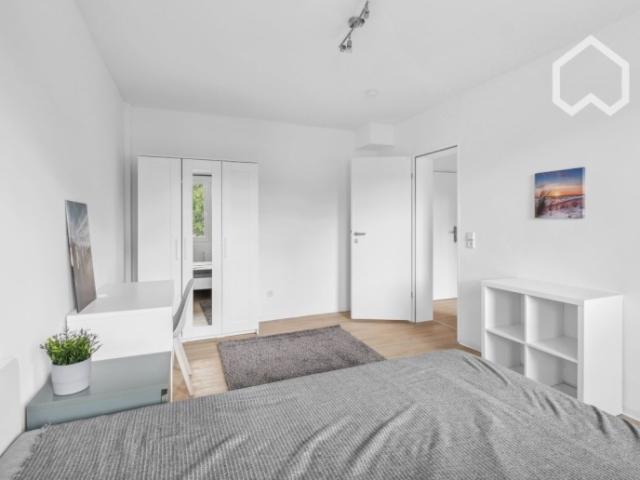 Co Living: Fantastische Wohnung mit Balkon nähe Alster