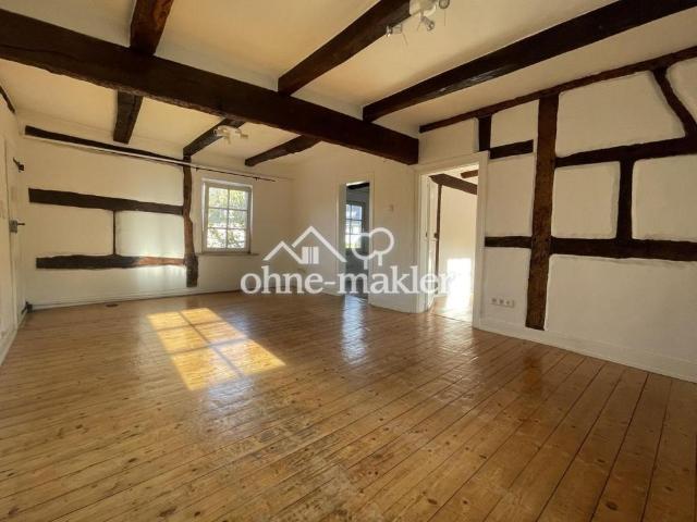 2 Zimmer im Fachwerkhaus an der Itter – 1 Person, ohne eigene Küche, Garten, WärmP, PV, 1099€ warm