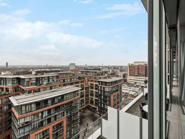 Co op Food, 4 Merchant Square, London, W2 1BQ, United Kingdom | 3 bed apartment for rent #131178705 | Rentberry