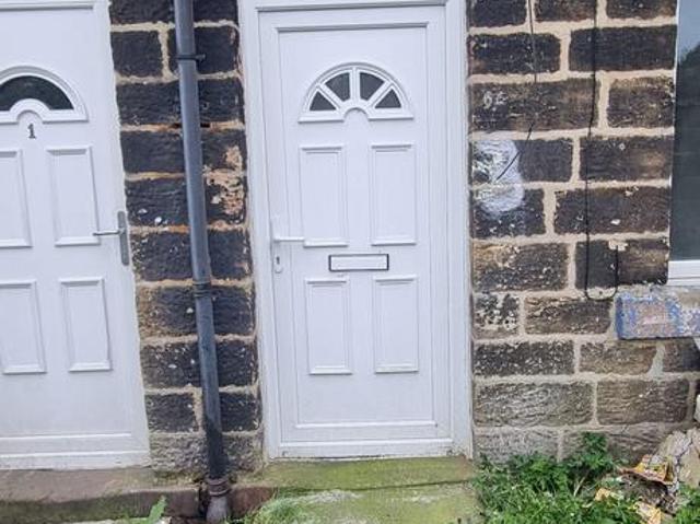 Co Operative Street, Keighley BD21 1 bed terraced house to rent £550 pcm £127 pw