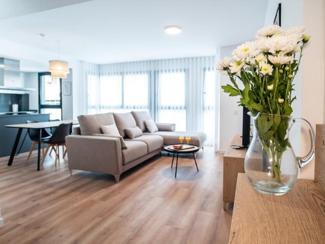 COM02 – Amplio y moderno apartamento en Patraix