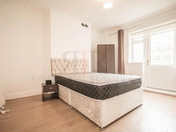 Comus House,, SE17