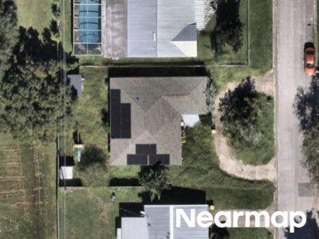 Comanche Ave