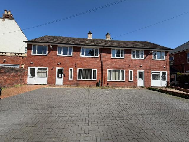 Comberton Road, Kidderminster DY10, 8 bed flat to rent, £5,560 pcm | PrimeLocation