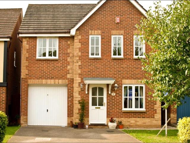 Comberbach Drive, Nantwich CW5 4 bed detached house to rent £1,600 pcm £369 pw