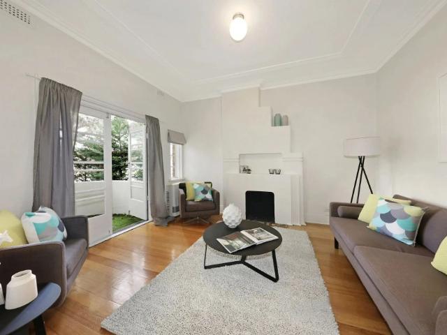 Combine Art Deco Appeal with Lifestyle Convenience!