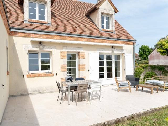 Combleux: Maison familiale d'exception sur un Jardin de 1115m2