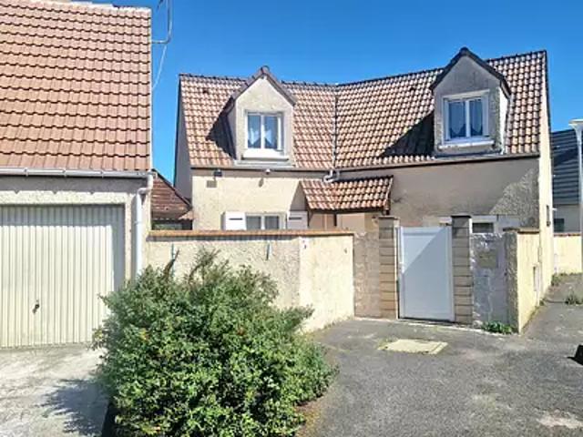 Combs la Ville 77380 Achat / Vente maison 5 pièces t5 au dernier étage terrasse