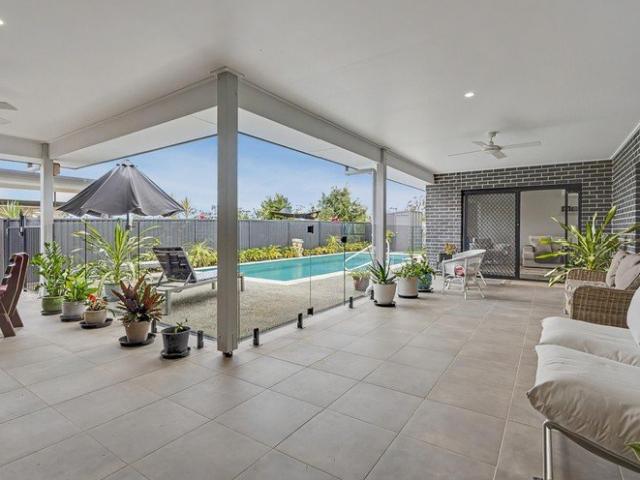Come along Nan & Pop! Turn key Dual living!
