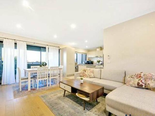 come HOME and glide through this MESMERISING bliss cradle