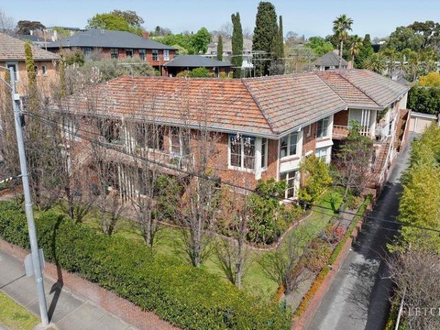 Come Home to Sunlight, Space and Toorak Lifestyle