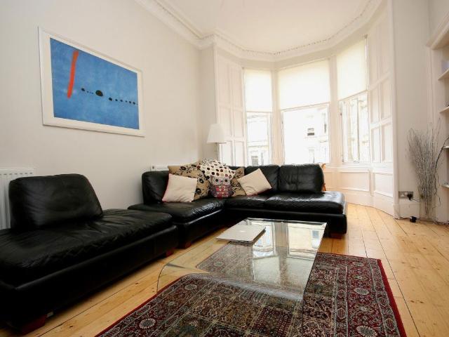 Comely Bank Grove, Comely Bank, Edinburgh EH4, 2 bed flat to rent, £1,500 pcm | PrimeLocation