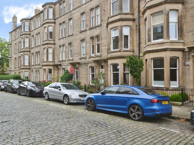 Comely Bank Place, Edinburgh EH4, 2 bed flat to rent, £1,800 pcm | PrimeLocation