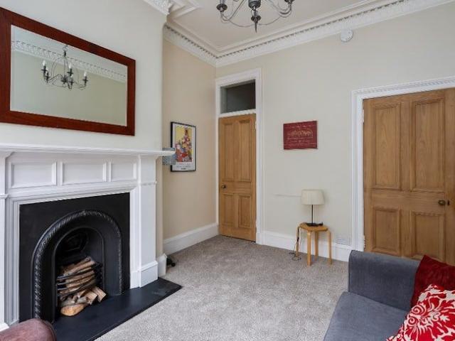 Comely Bank Street Stockbridge, Edinburgh, EH4 1AP