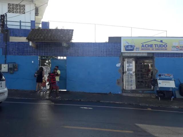 Comercial/Industrial de 890 metros quadrados no bairro Canabrava com 20 quartos