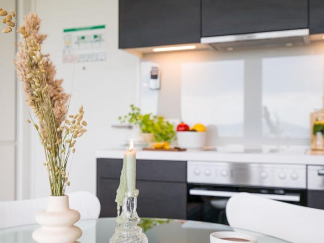Comfort Meets Location: Stylish 1 Bedroom Apartment with Cozy Vibes in Philips Haus Wien Favoriten, Vienna Amsterdam Apartments for Rent