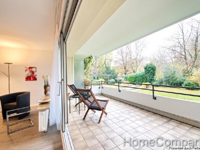 Comfort of the highest level! Generously proportioned apartment with all extras, in central location in Düsseldorf, next to the Hanielpark
