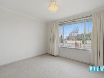 Apartment to rent in Legana - Equipped kitchen
