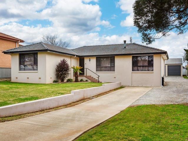 Comfort and Space in Fantastic Location!