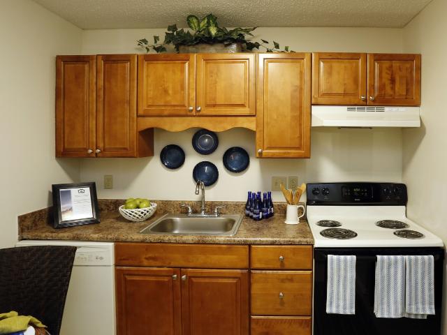 Comfort, Convenience, and Coastal Charm in the Heart of Mobile! 1 Bedroom Apartment for Rent at 608 Azalea Rd, Mobile, AL 36609 Greenwich Hills