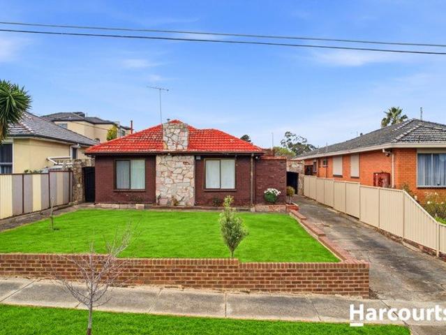 Comfort, Convenience and Family Appeal in a Prime Location