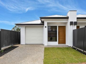 Comfort, Convenience and Style in a Brand New Build!