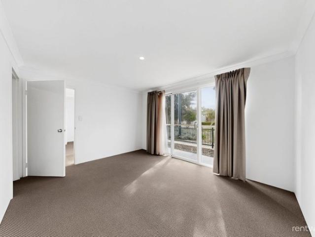 COMFORT, CONVENIENCE & CONTEMPORARY STYLE