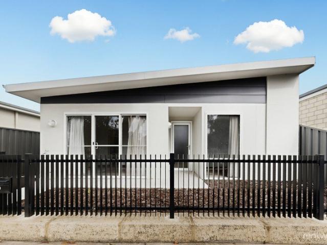 COMFORT, CONVENIENCE & CONTEMPORARY STYLE