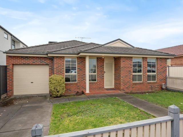 Comfort, Convenience & Family Living in a Prime Airport West Location