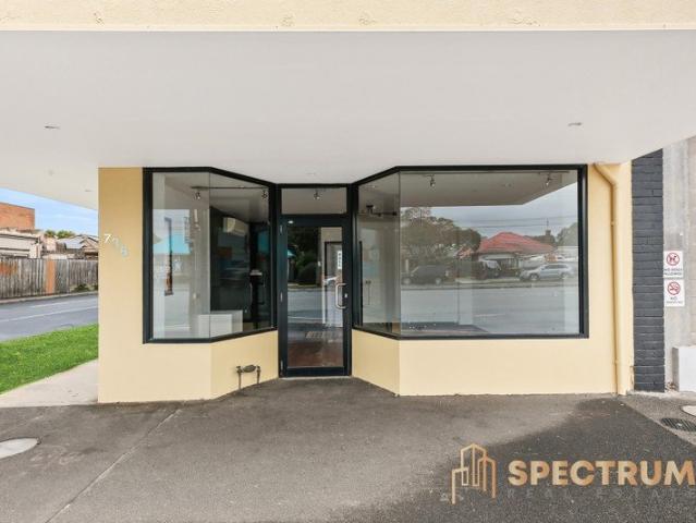Comfort & Convenience in a Spacious Studio Apartment