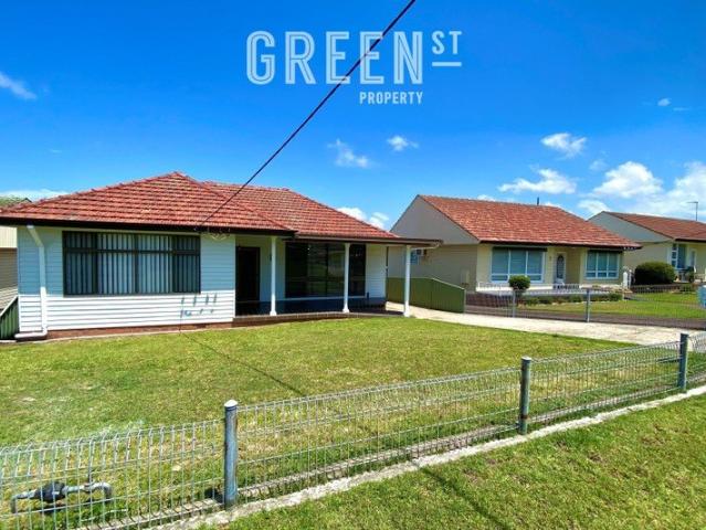 Comfort, Convenience & Lifestyle in a Sought After Location
