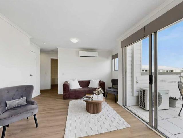 Comfort, Convenience & Low Maintenance Living