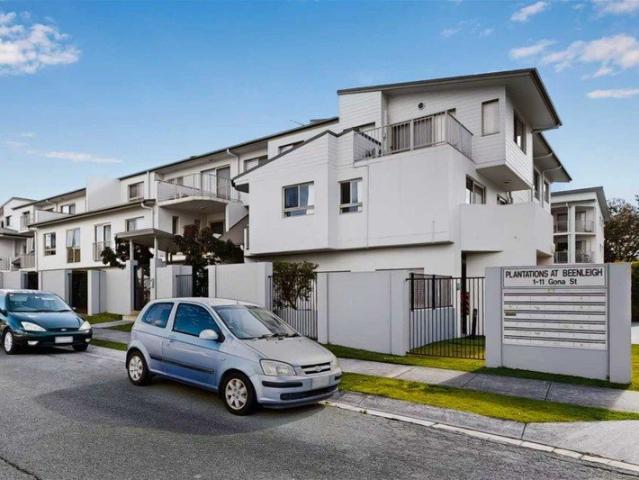 Comfort, Convenience & Low Maintenance Living