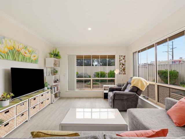 Comfort, Convenience & Low Maintenance Living