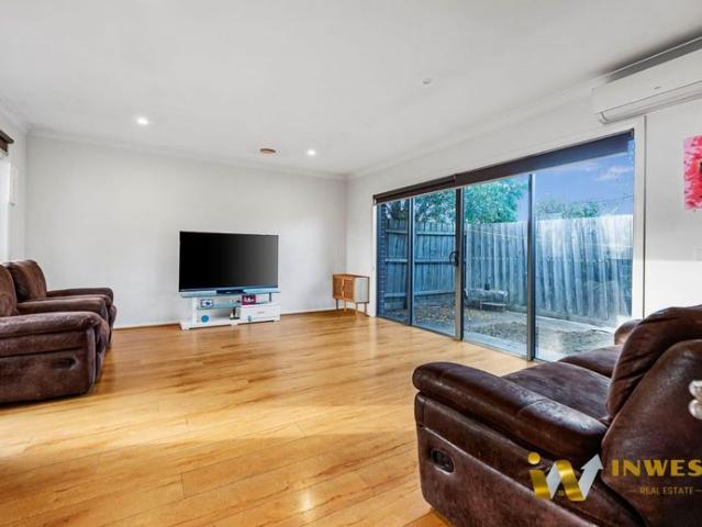 Comfort, Convenience & Low Maintenance Living
