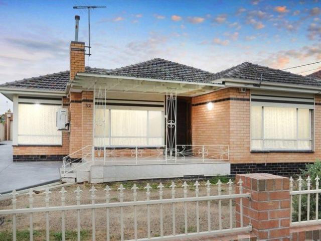 Comfort, Convenience & Low Maintenance Living in Sunshine North