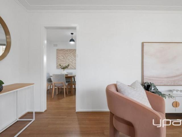 COMFORT, CONVENIENCE & SIDE ACCESS IN A PRIME MELTON LOCATION