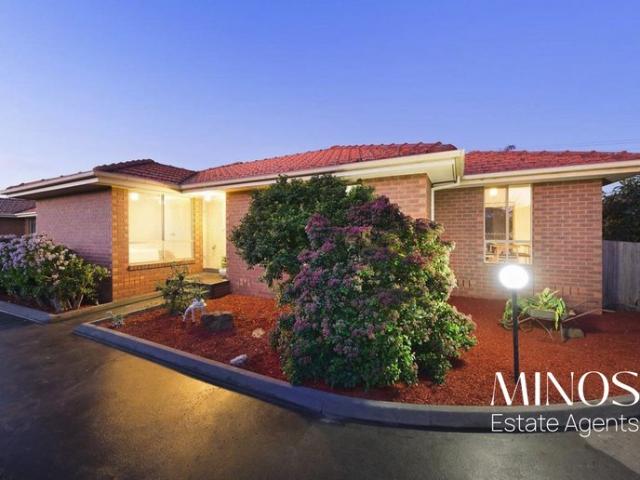Comfort, Convenience & Space in a Prime Coburg Location