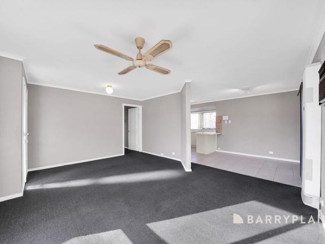 Comfort, Convenience & Space in the Heart of Werribee