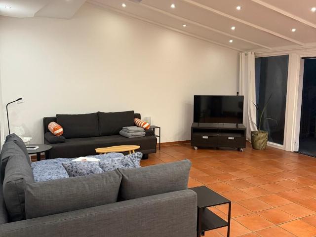 Comfort in Hürth with pool and fireplace, Hurth Amsterdam Apartments for Rent